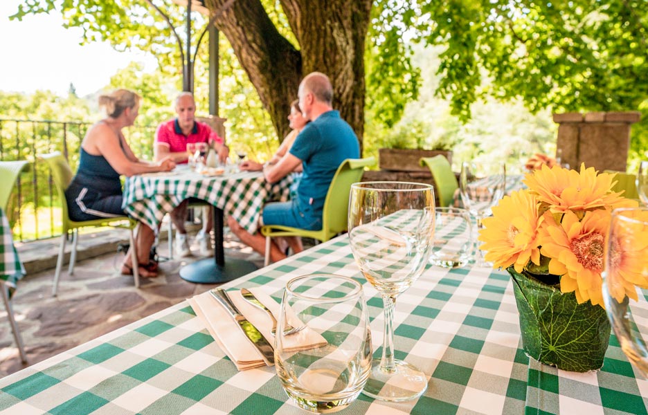 camping restaurant ardeche