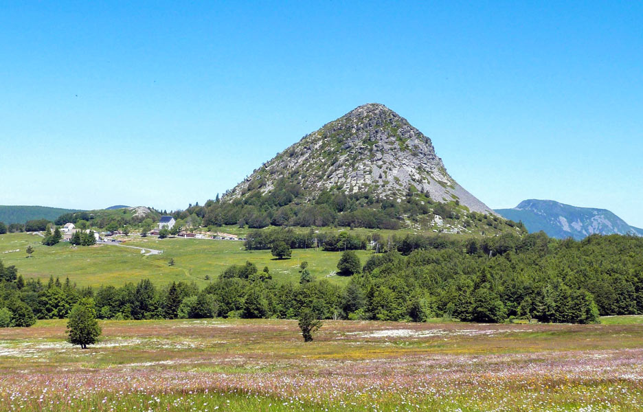 camping mont gerbier des joncs