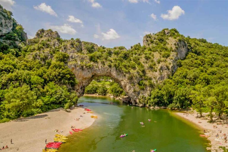 Gorges de l'Ardèche Domaine les Ranchisses
