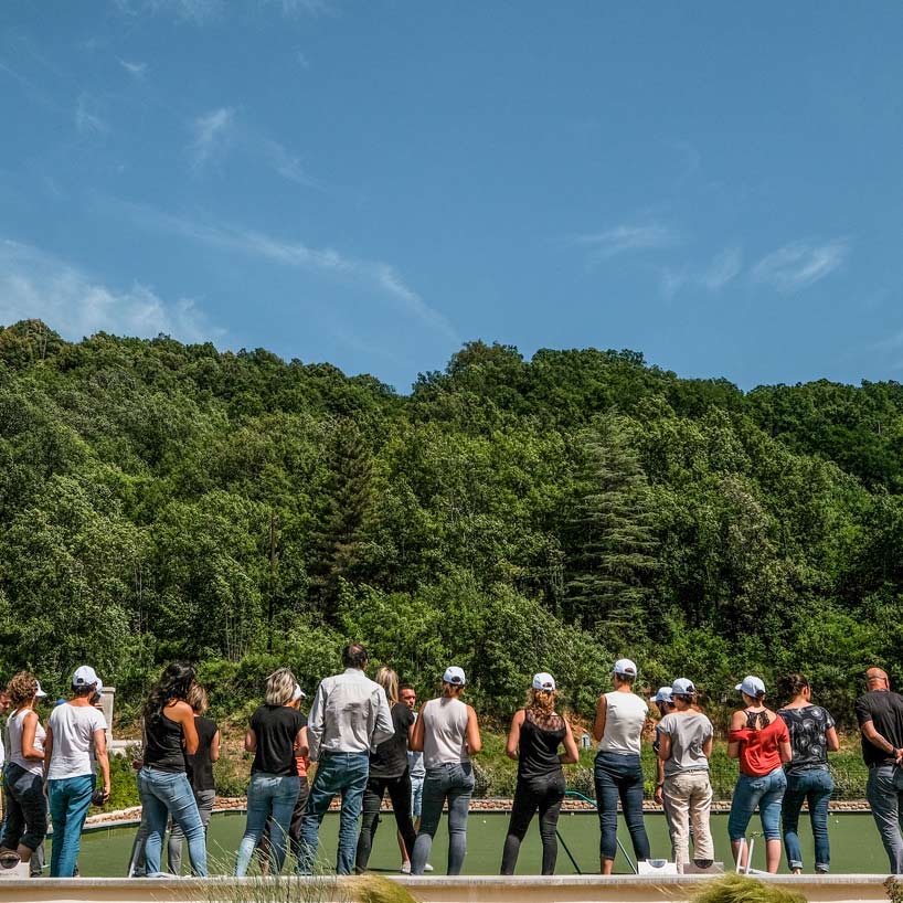 camping lawn bowl ardeche