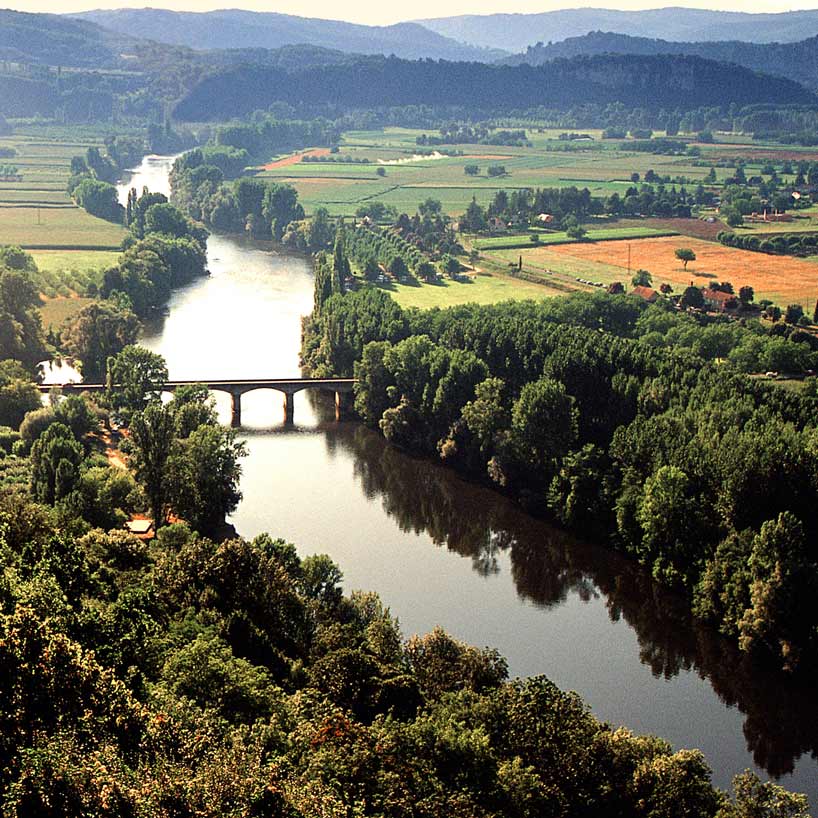 hebergement bord riviere dordogne