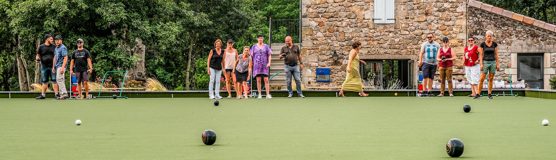 lawn bowl ardeche