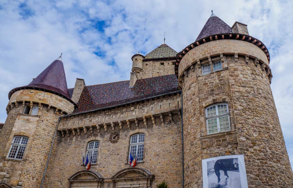 visiter un chateau insolite dans l'ardeche