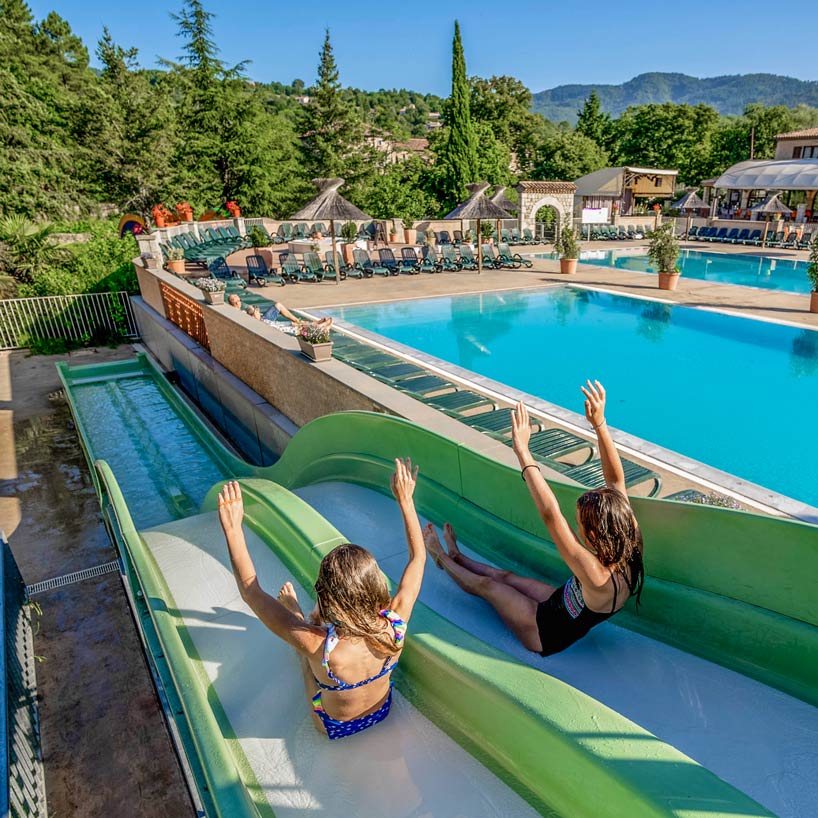 résidence piscine ardeche