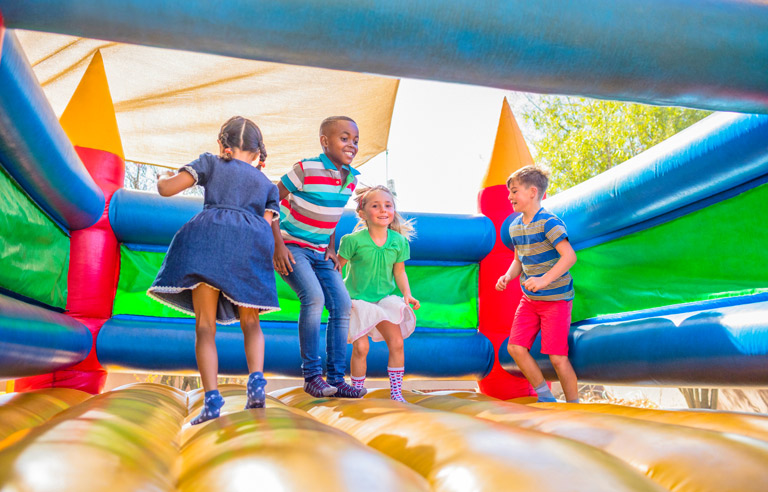 jeux gonflables enfants