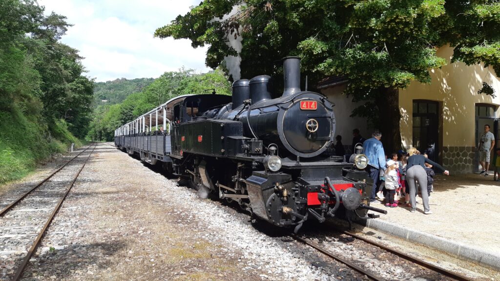 train de l'ardeche