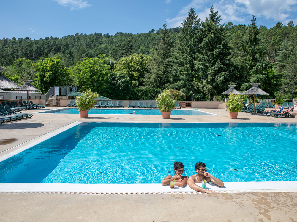 Camping en Ardèche avec piscine